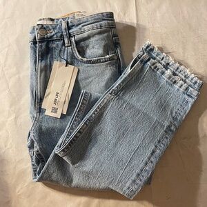 Zara Split Slim High Rise Full Length Jeans (Color: Light Washed Blue)